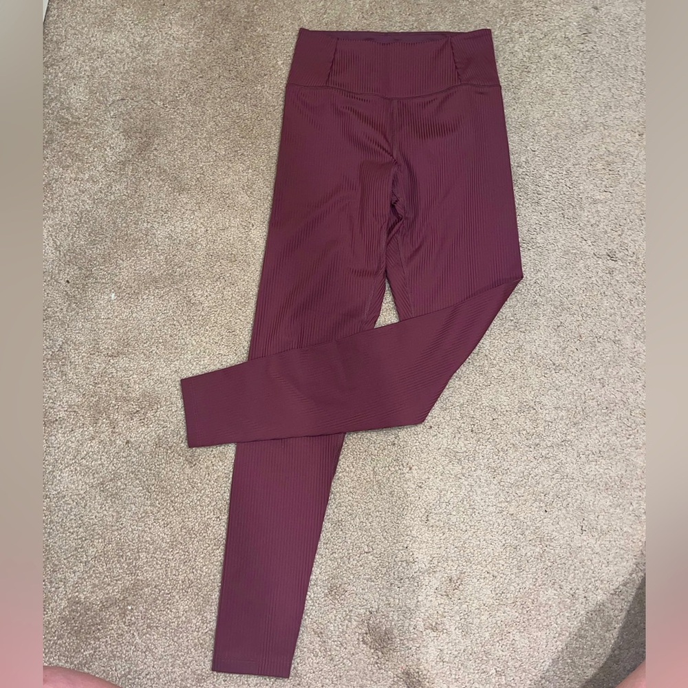 Girlfriend Collective GC Ribbed Leggings in Goji/Purple, Small